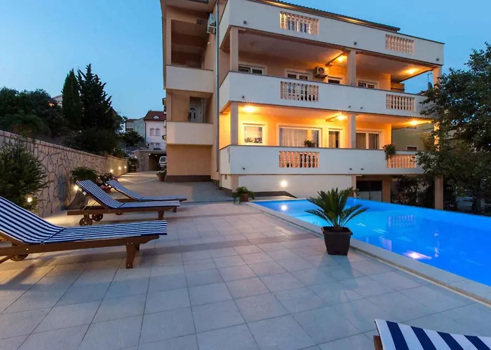 Apartament With Pool In Krk-insel Krk 43573 Veglia