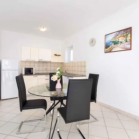 With Pool In Krk-insel Krk 43573 شقة *